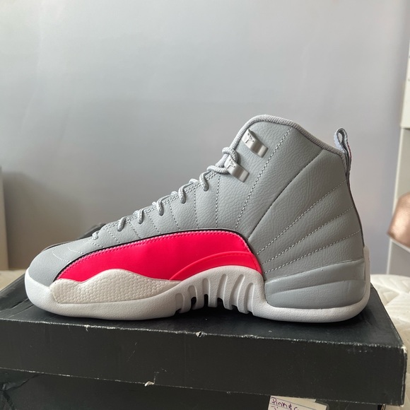 Pink and grey Jordan 12s retro - Picture 3 of 4